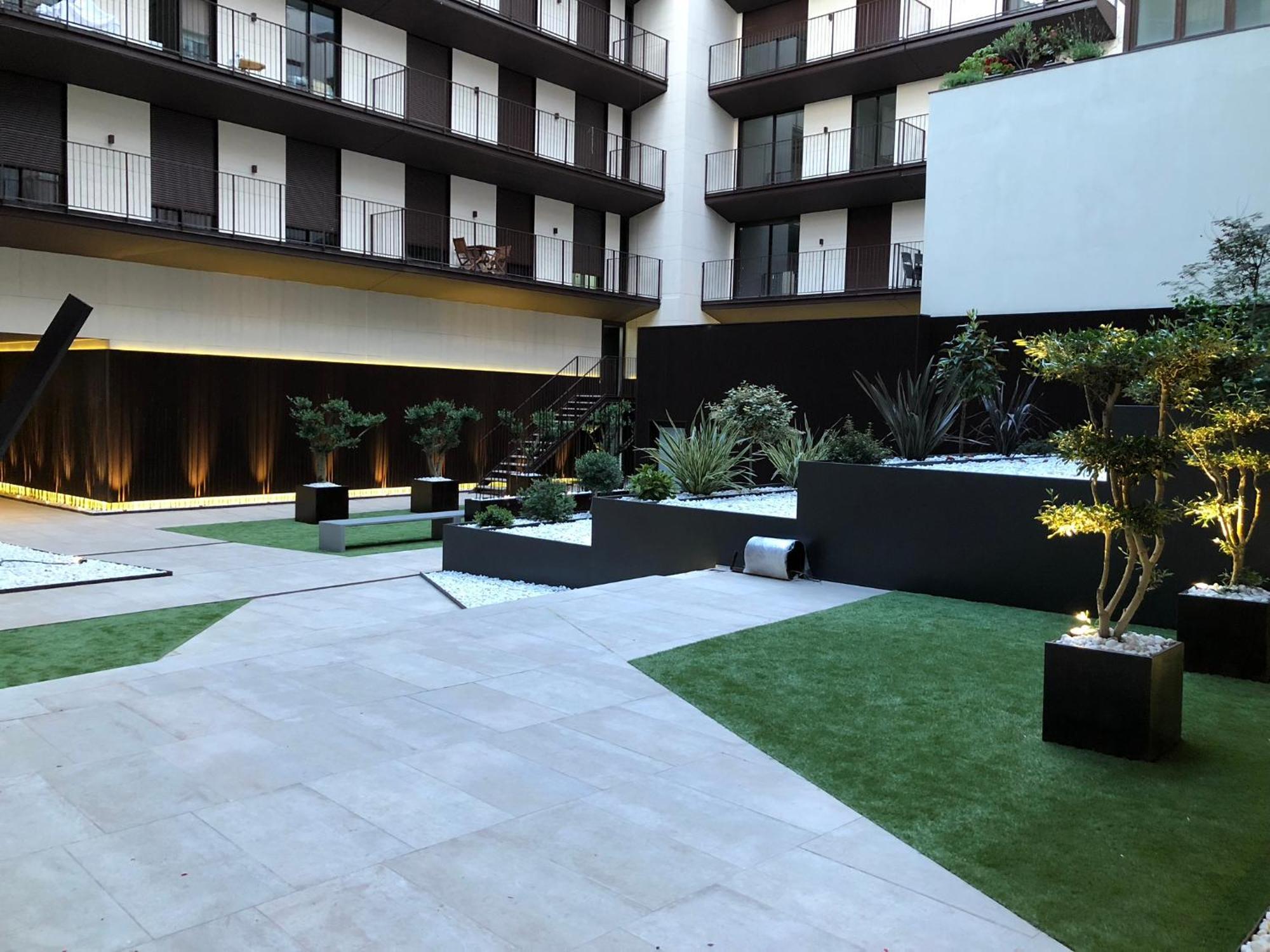 Apartamenticos Plaza Del Pilar I Zaragoza Exterior photo